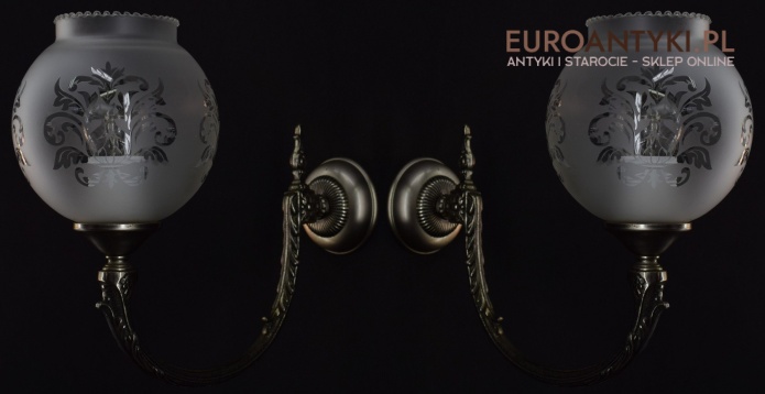 srebrne kinkiety z kloszami srebrne kinkiety z kloszami